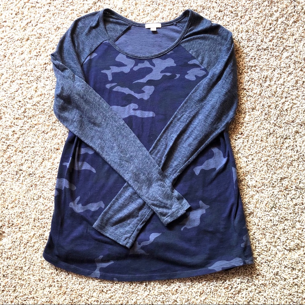 Women’s GAP Tee